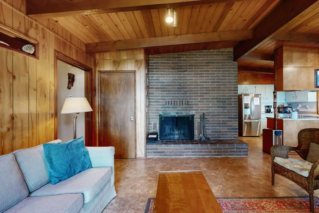 Unique lakefront cabin near the dunes with a private dock & fireplace