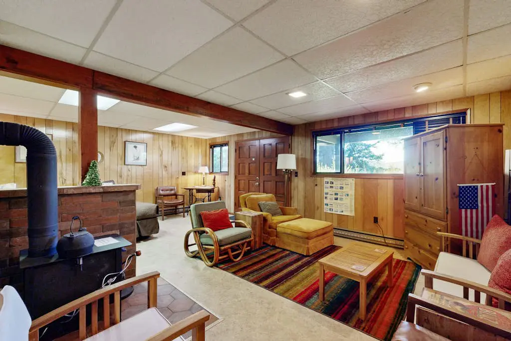 Unique lakefront cabin near the dunes with a private dock & fireplace
