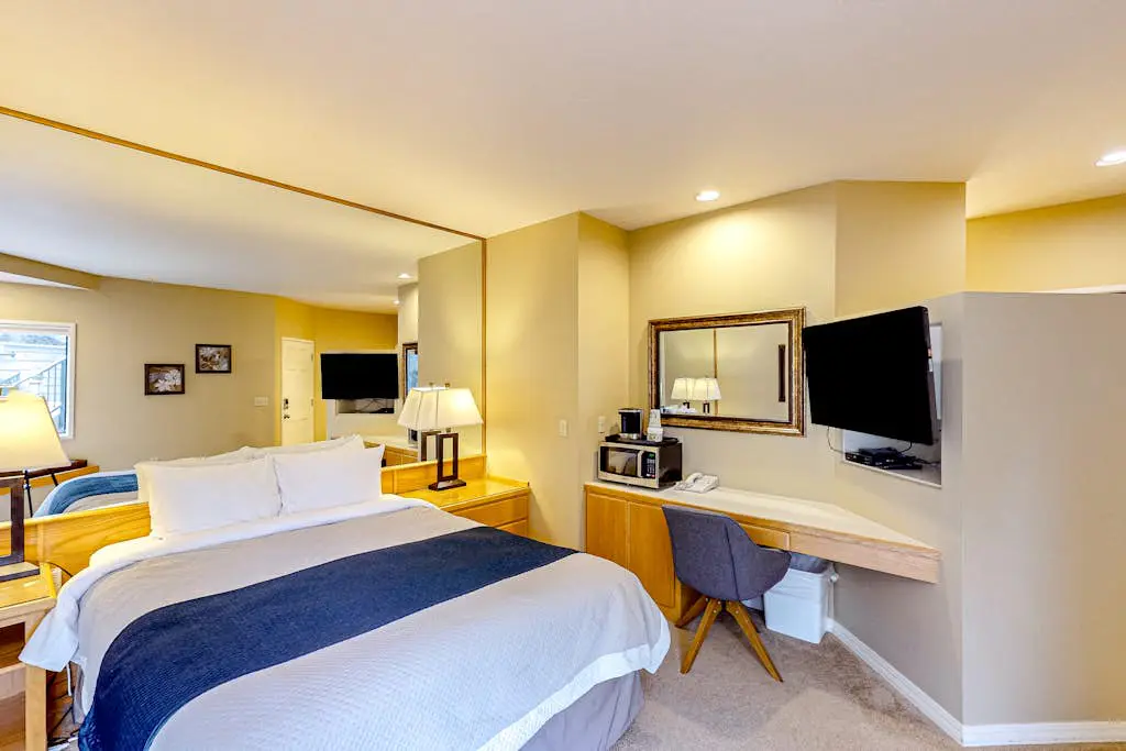 River Ridge 321A&B - Mount Bachelor Village Resort