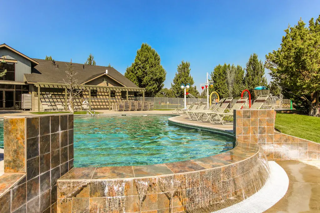 Exquisite home with hot tub, golf on-site, pool, tennis, & washer&dryer