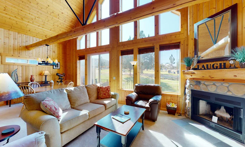 Golf course-view chalet with fireplace, pools, tennis, gym, golf, volleyball