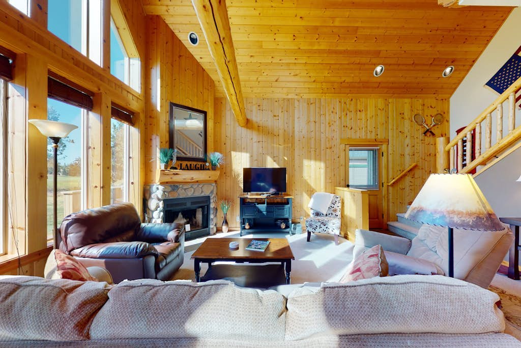 Eagle Crest Serenity