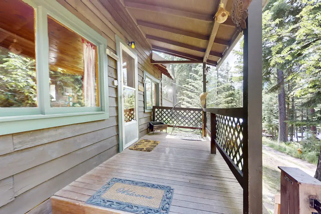 Pine Cone Cottage