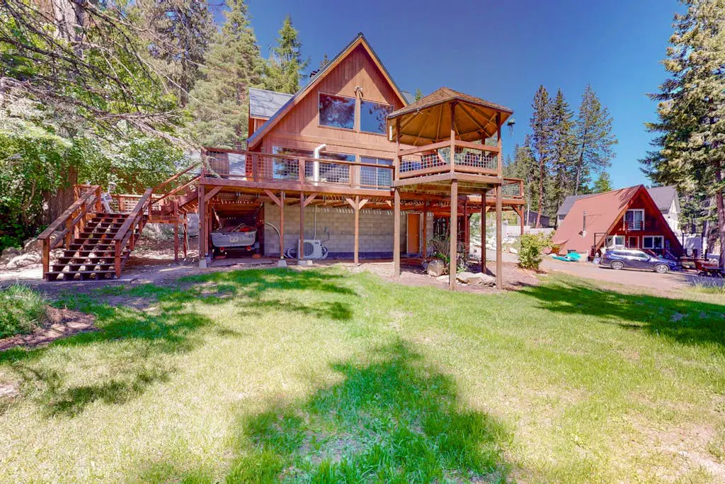 Lakefront, dog-friendly home in Joseph with amazing yard, deck