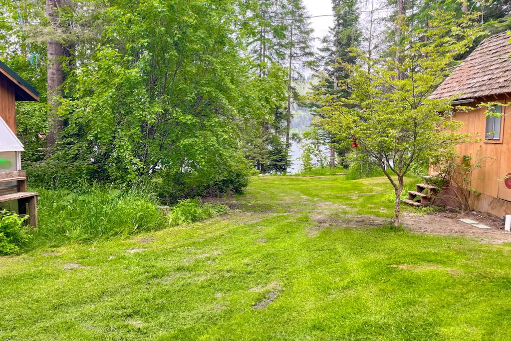 Lakefront, dog-friendly home in Joseph with amazing yard, deck