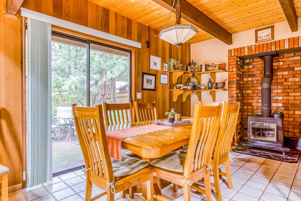 Mountain Meadow Lodge