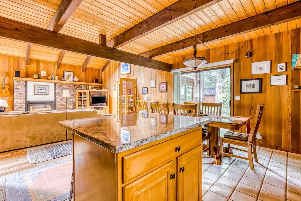 Mountain Meadow Lodge