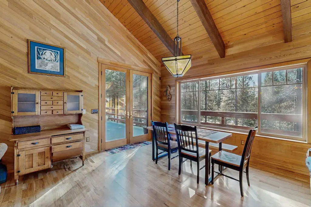 Ponderosa Cabin