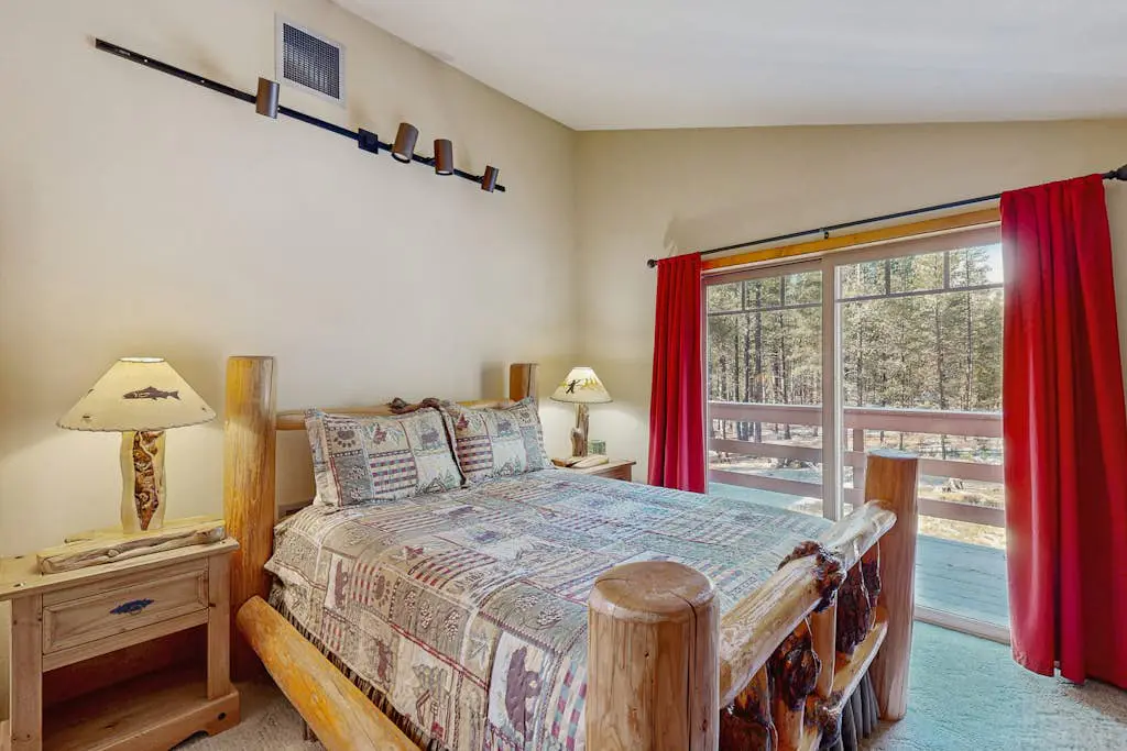 Ponderosa Cabin
