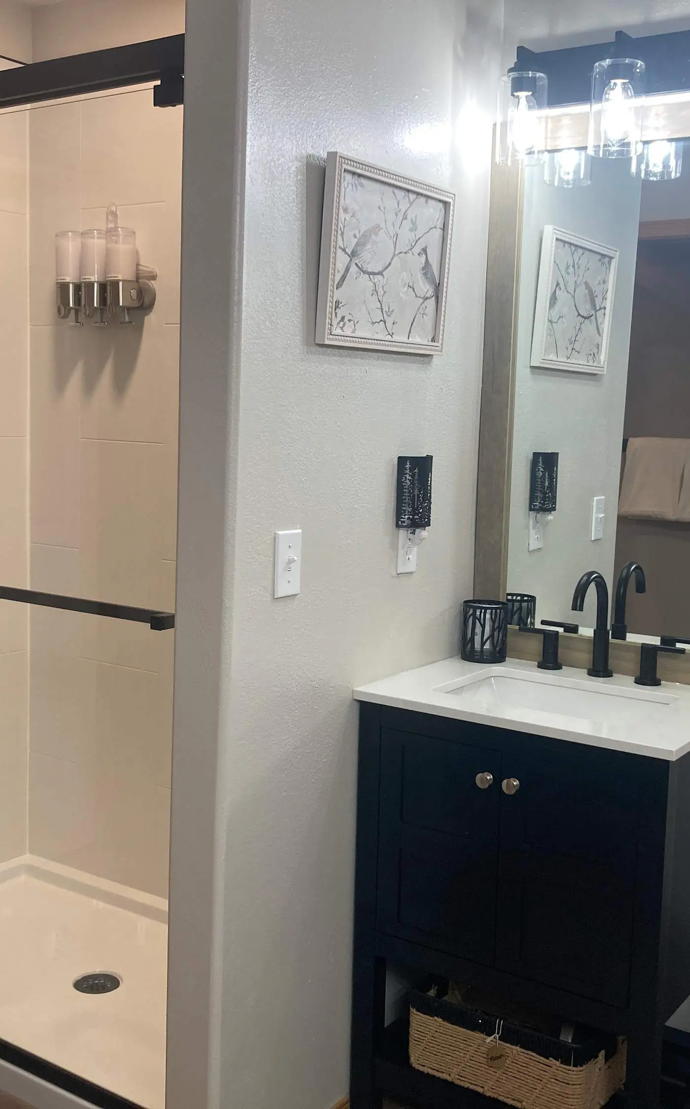 Fairway view townhome with private hot tub, grill, pool, & golf - dogs welcome