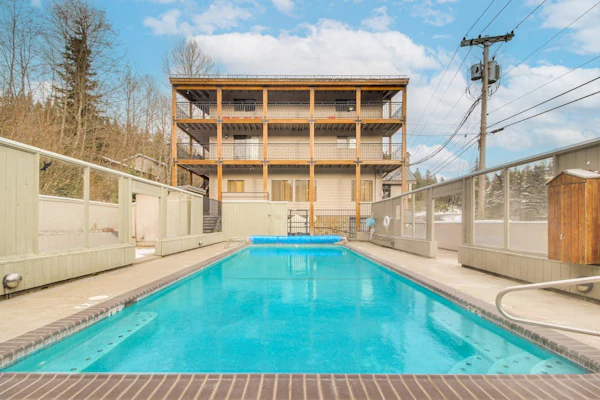 SkiWay Lodge at Thunderhead