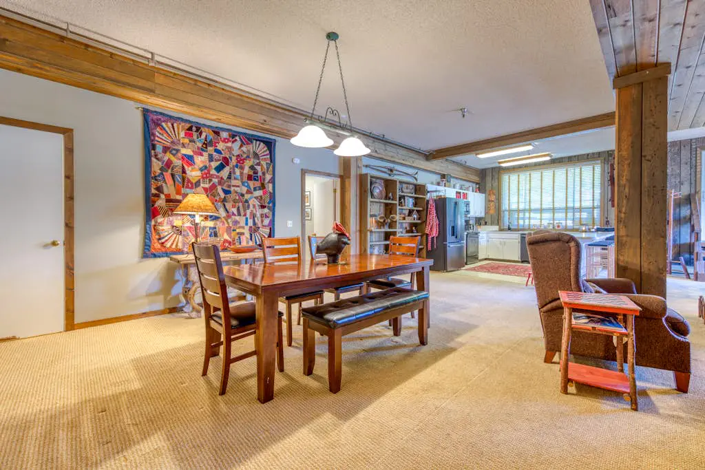 Spacious, historic lodge with game room, pool, & fireplace - close to Skibowl