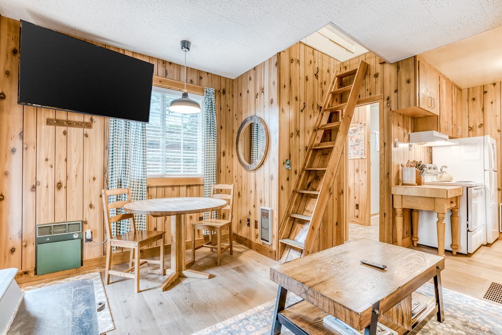 Gretel Cabin