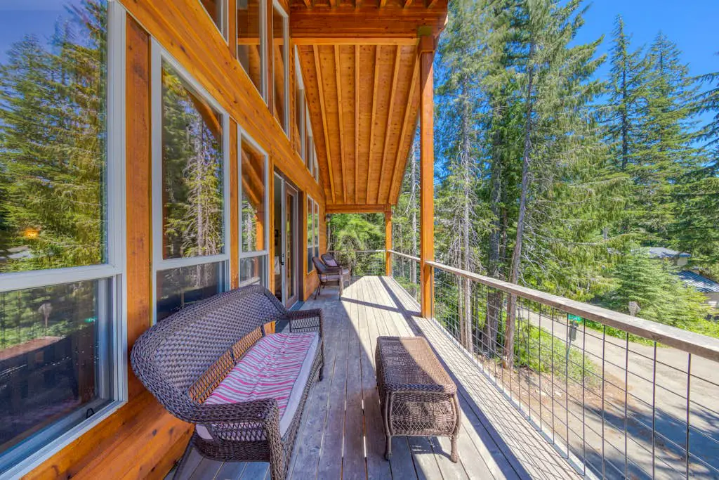 Charming home with hot tub, fireplace & W&D -  in great Government Camp location