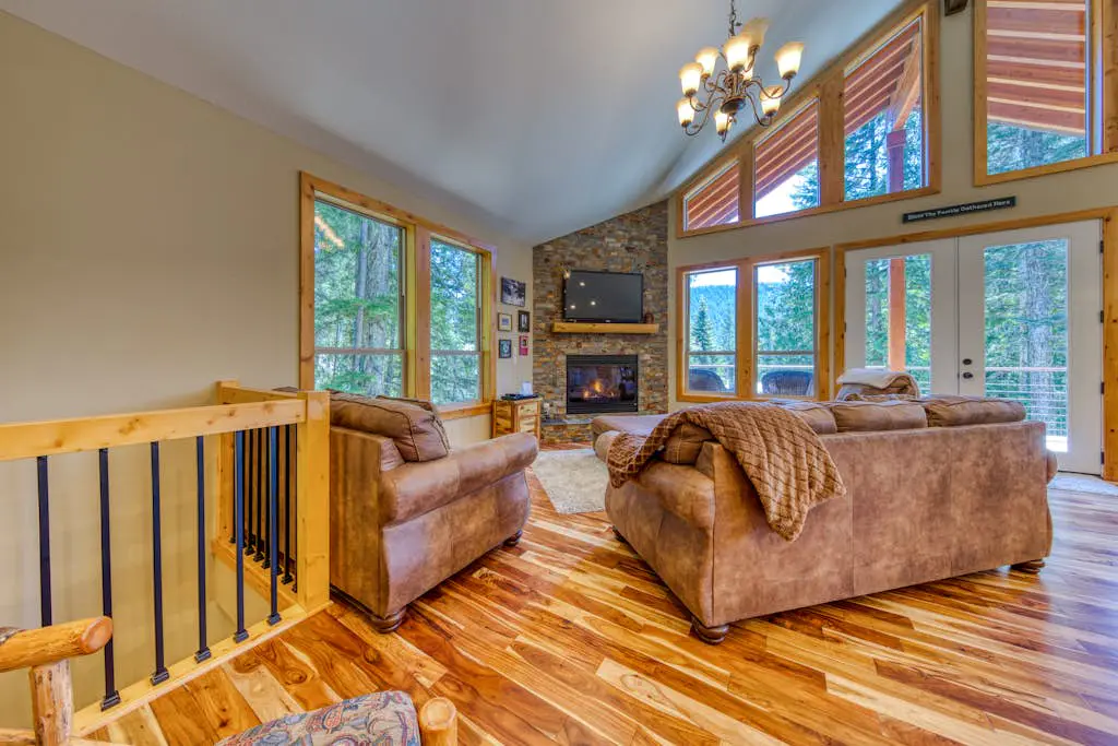 Charming home with hot tub, fireplace & W&D -  in great Government Camp location
