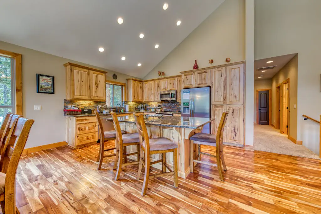 Charming home with hot tub, fireplace & W&D -  in great Government Camp location