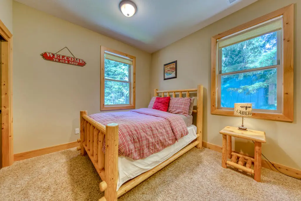 Charming home with hot tub, fireplace & W&D -  in great Government Camp location