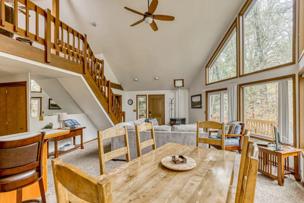 Shadowbrook Chalet