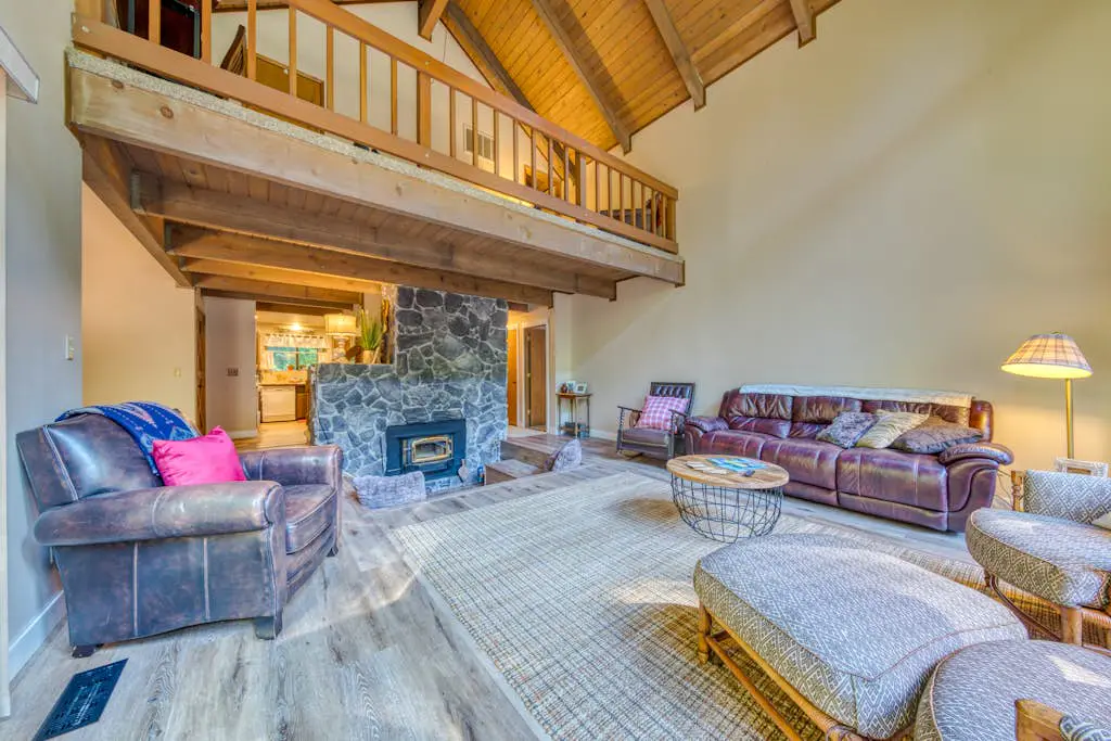 Creekside home with hot tub, deck, & great woodland views