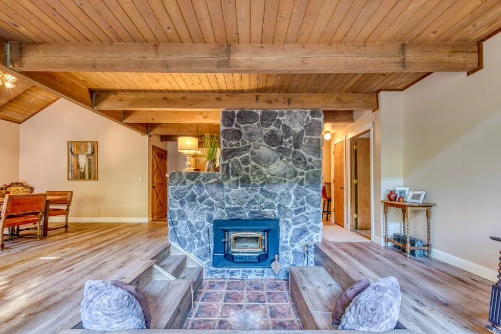 Creekside home with hot tub, deck, & great woodland views