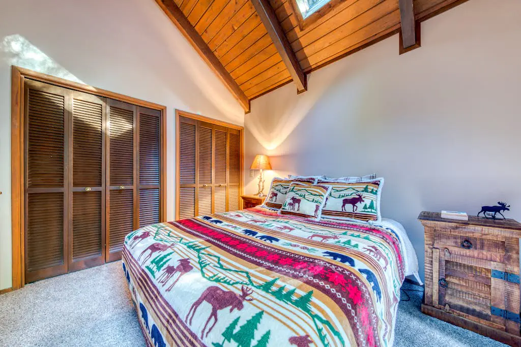 Creekside home with hot tub, deck, & great woodland views