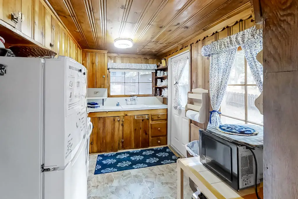Backcountry Bungalow