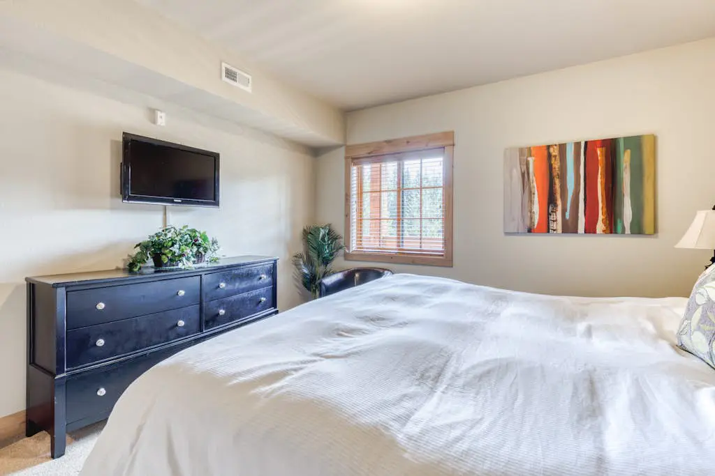 #301  Grand Lodge South Master Suite