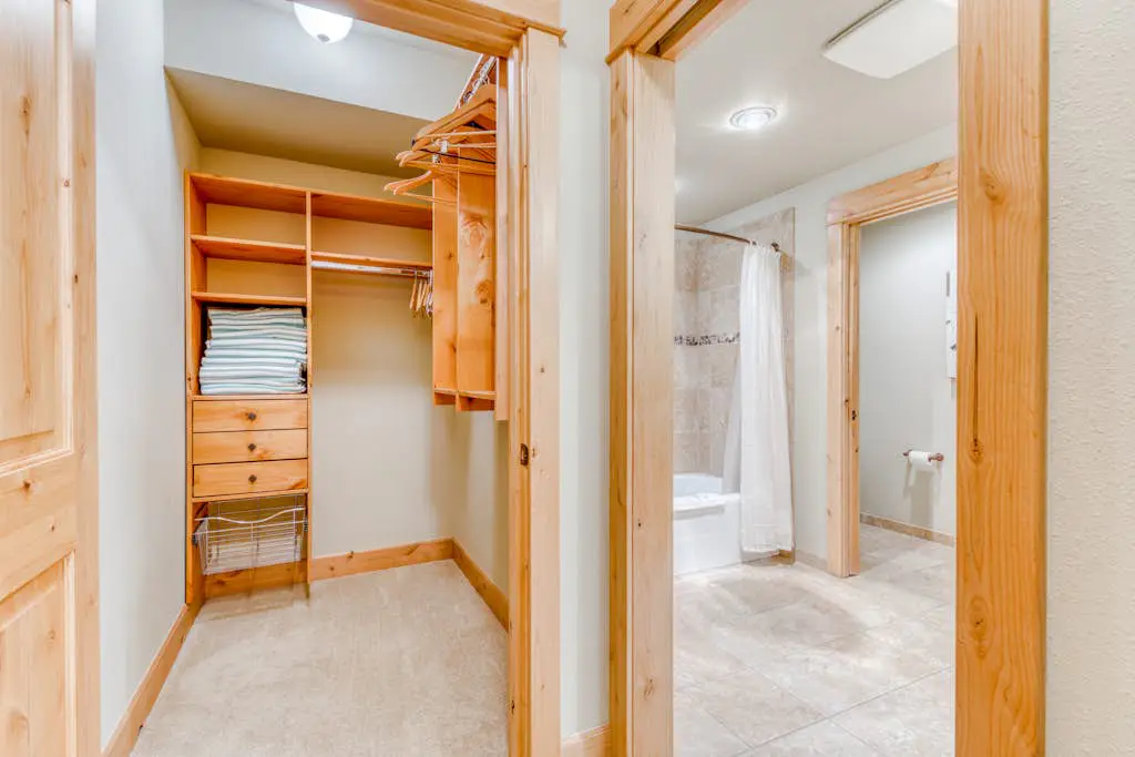 #301  Grand Lodge South Master Suite
