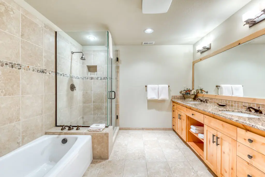 #401 Grand Lodge South Penthouse