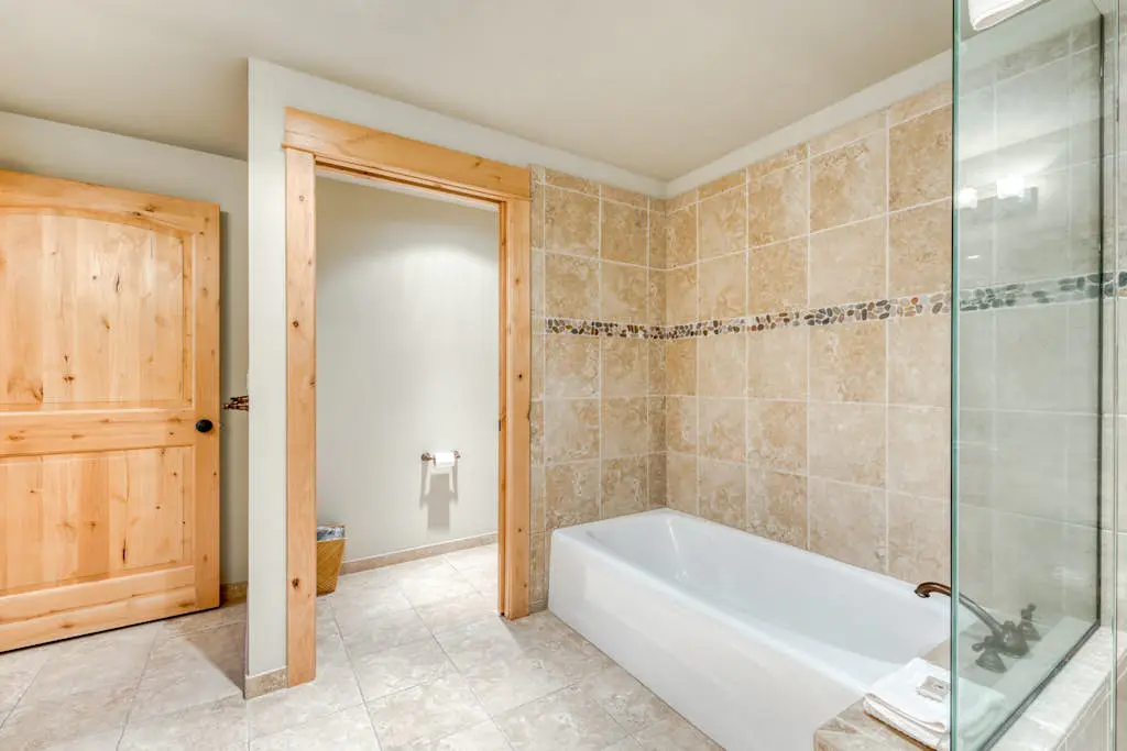 #401 Grand Lodge South Penthouse