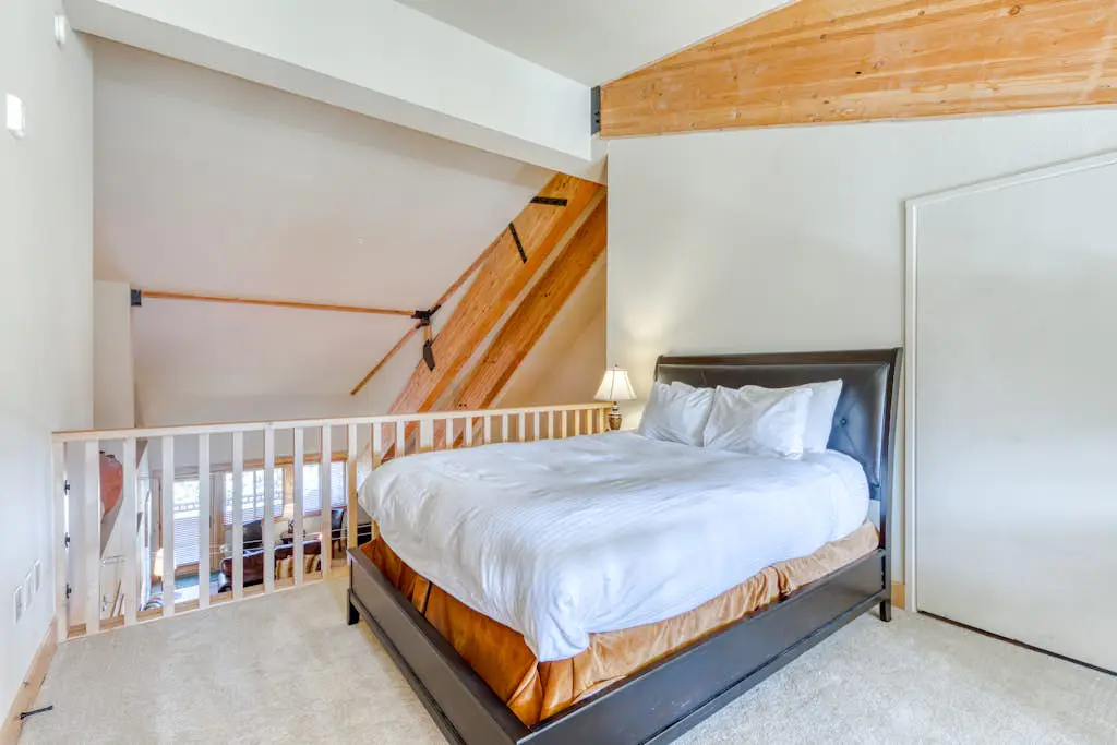 #401 Grand Lodge South Penthouse