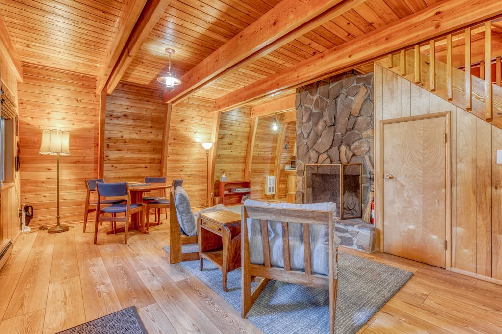 Still Creek Cabin