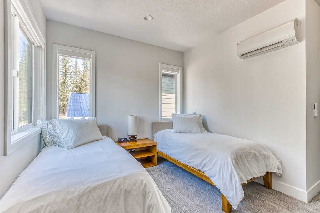 Government Camp Chalet: Your Ultimate Ski Retreat in the Cascades