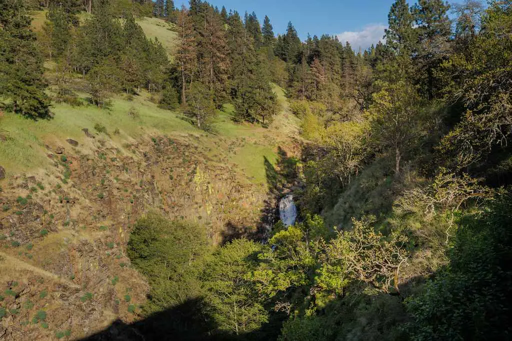 The Wandering Waterfall