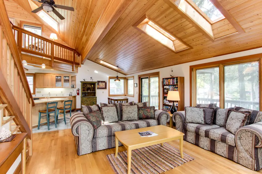Cute Cottage with Close Beach Access & Free WiFi - Dogs Welcome