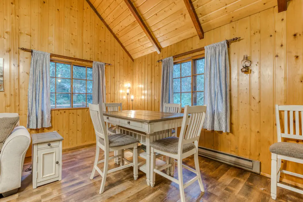 Charming, riverfront cabin with fireplace - dog-friendly