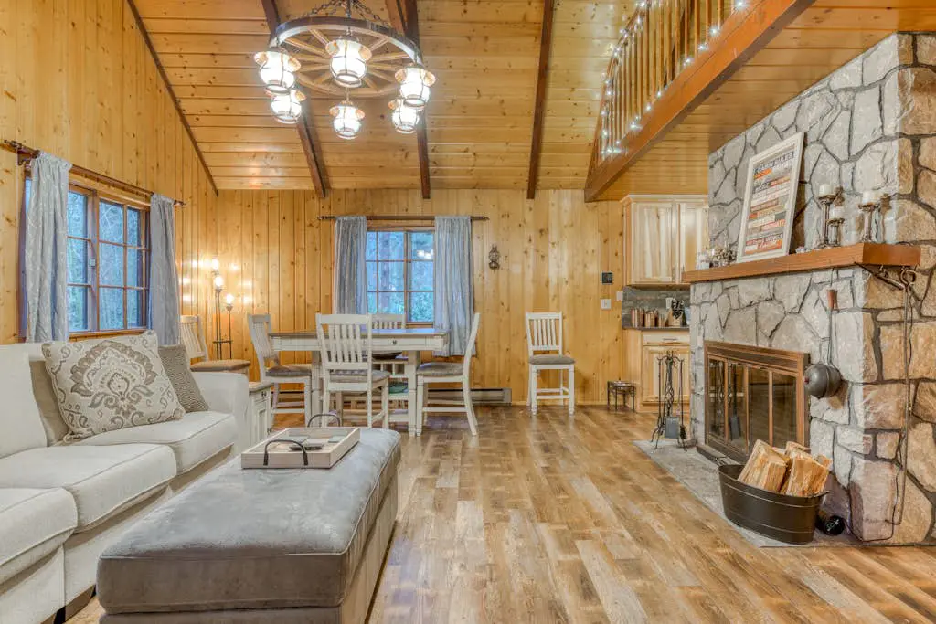 Charming, riverfront cabin with fireplace - dog-friendly