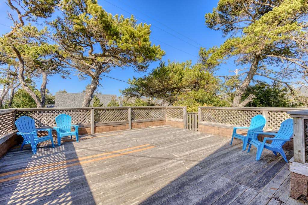 Beach home two blocks from shore & two minutes from town