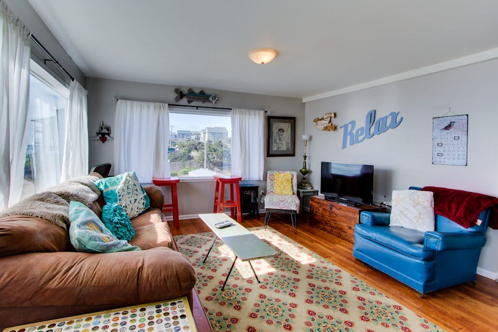 Ocean View Home with Free WiFi and Cable and a Full Kitchen - One Dog is Welcome