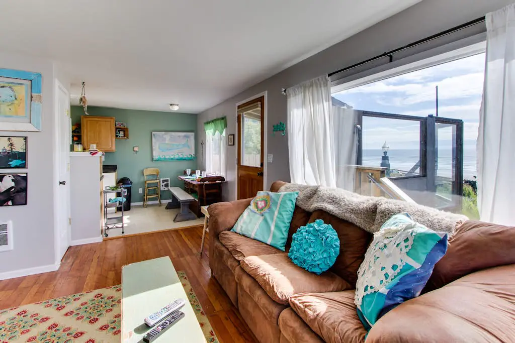 Ocean View Home with Free WiFi and Cable and a Full Kitchen - One Dog is Welcome