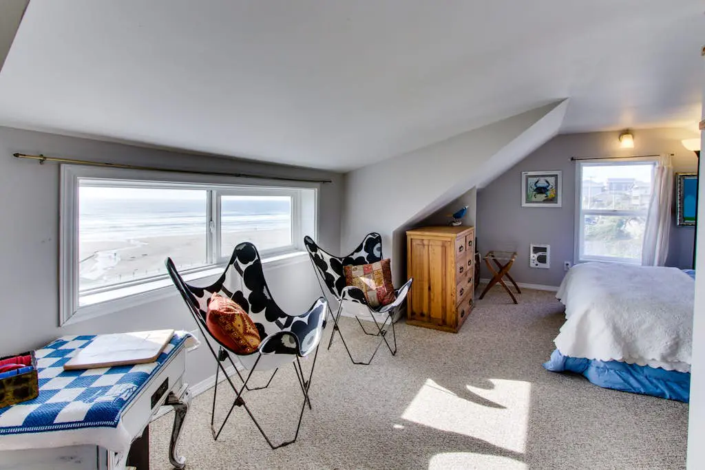 Ocean View Home with Free WiFi and Cable and a Full Kitchen - One Dog is Welcome