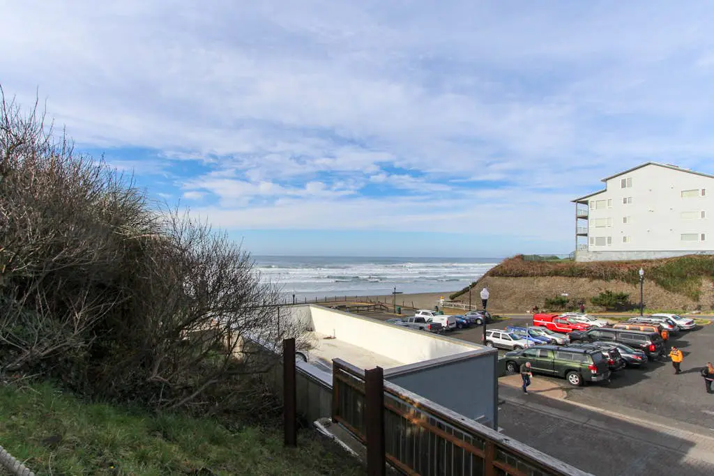 Ocean View Home with Free WiFi and Cable and a Full Kitchen - One Dog is Welcome