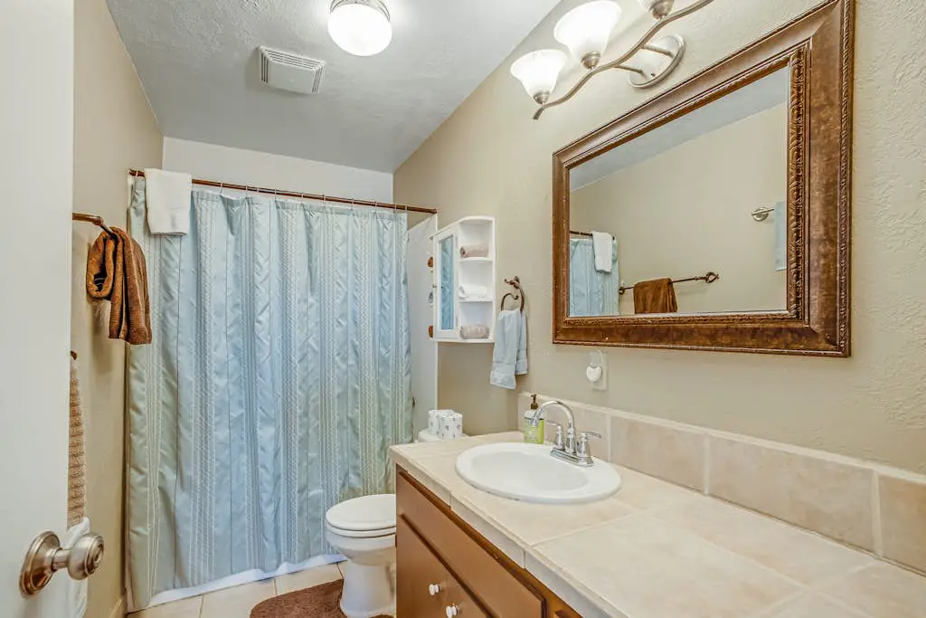 Dog-Friendly Oceanview Duplex with Beach Access - Walk to Nye Beach Shops