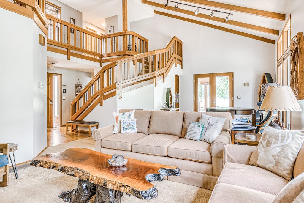 Modern, spacious getaway with private hot tub, wood fireplace, WiFi, & game room