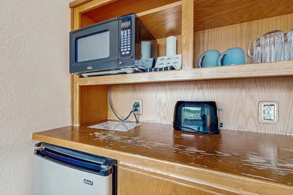Delightful Harbor Perch Near Town with Shared pool & hot tub & Private Balcony