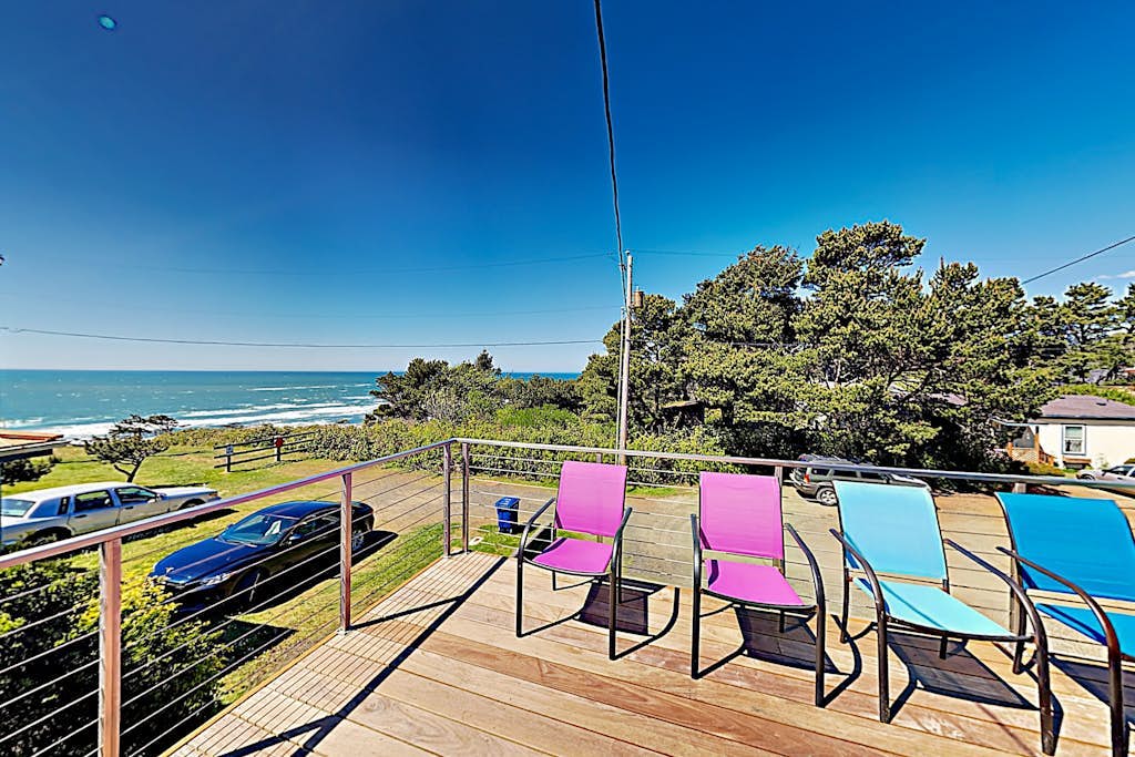 Ocean-view home - private hot tub, outdoor shower, dog-friendly - walk to beach