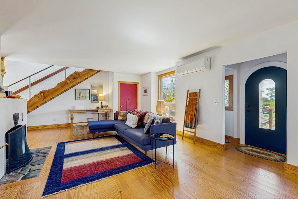 Family-friendly home with ocean views, with ping pong, foosball, fireplace, deck