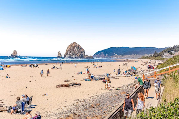 Spacious home with fenced yard, deck, grill, fast WiFi, & game room