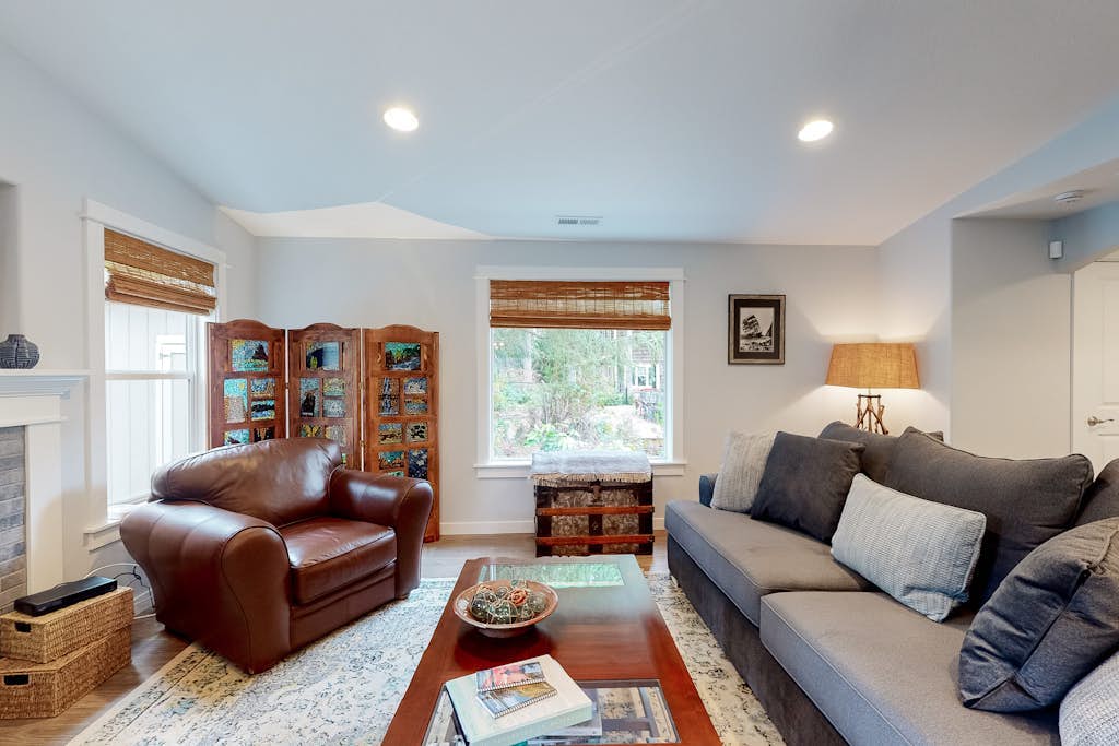 Brand-new home with hot tub, deck, fast WiFi, central AC, & great location