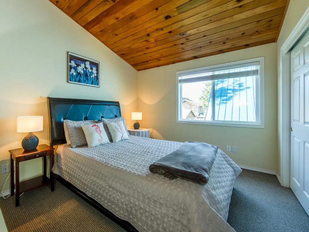2-story dog-friendly home with beach access, Ping-Pong table, & grill